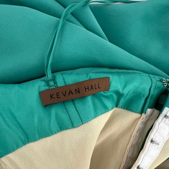 Kevan Hall Green Strapless Satin Gown Women's Size 10 - Picture 4 of 6
